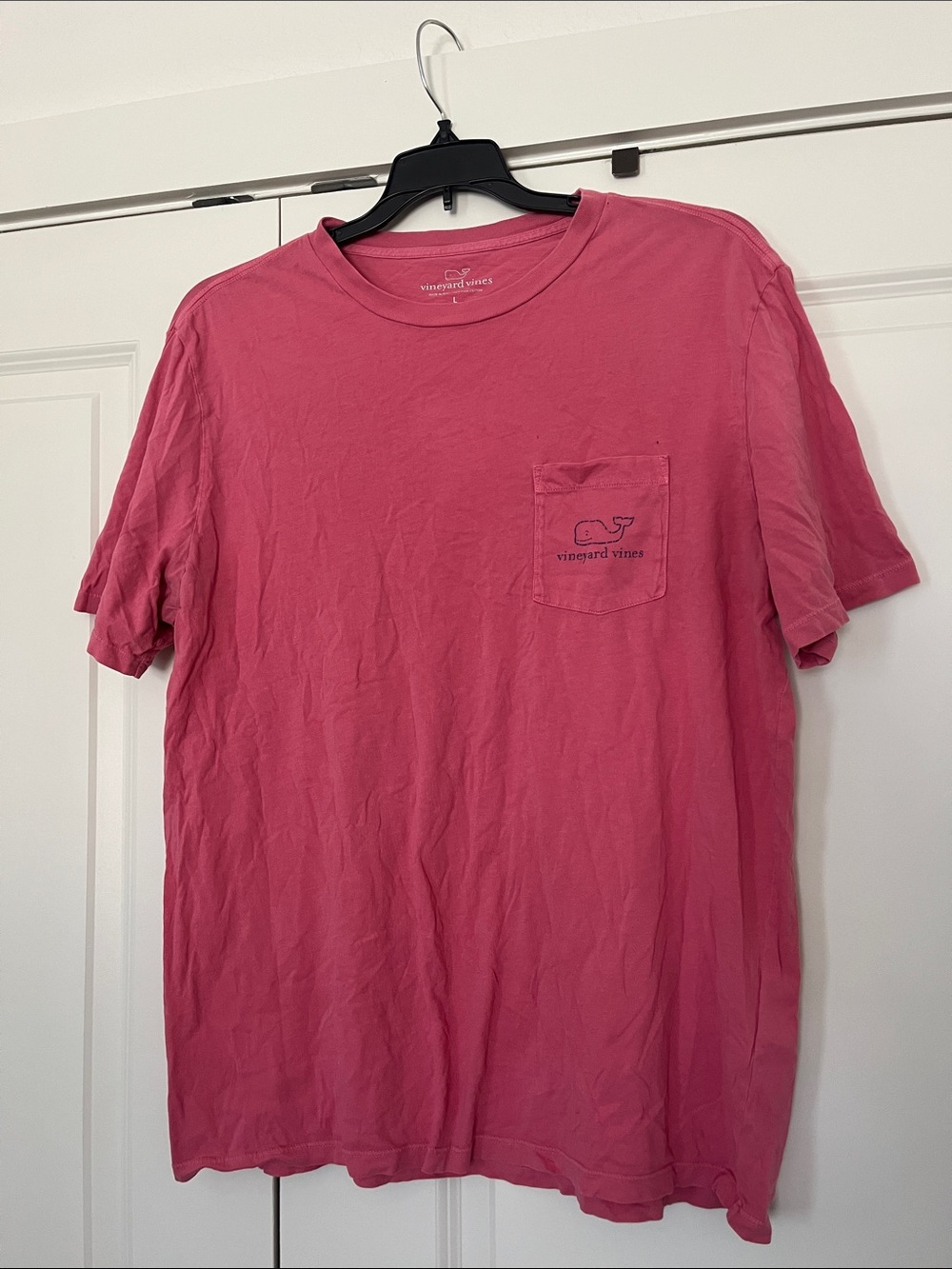 Vineyard Vines Short-Sleeve Pocket Tee in Rose Pink